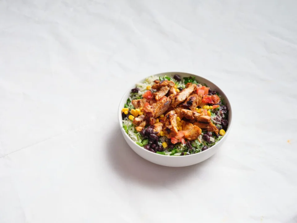 chicken bowl from salsa shop