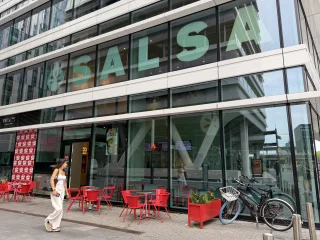 Salsa Shop Claude Debussylaan