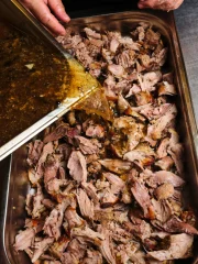 Carnitas (pulled pork)